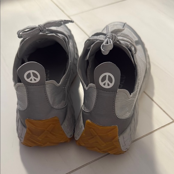 Norda x Satisfy Silver 001 Vibram Trail Running Shoes - Size 8.5 - Picture 4 of 6